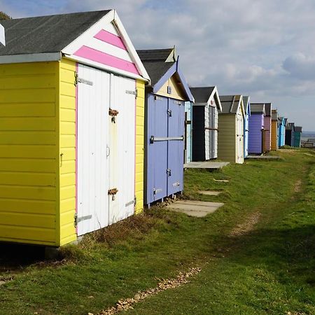 Dotty'S Retreat Villa Milford on Sea Exterior foto