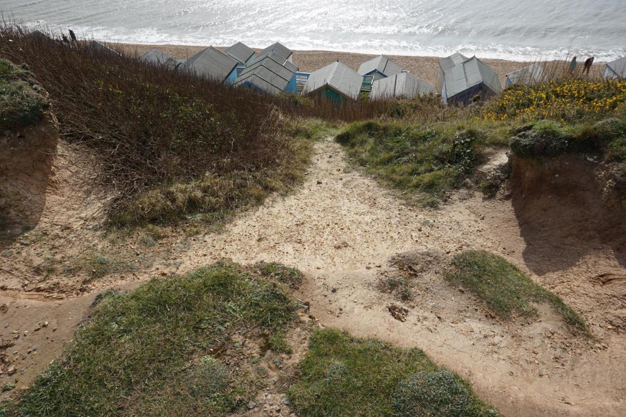 Dotty'S Retreat Villa Milford on Sea Exterior foto