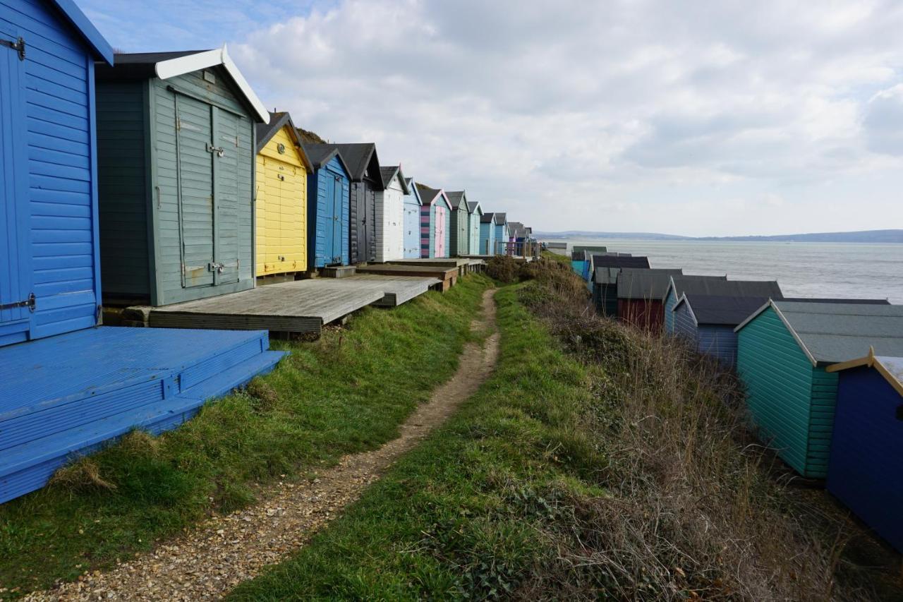 Dotty'S Retreat Villa Milford on Sea Exterior foto