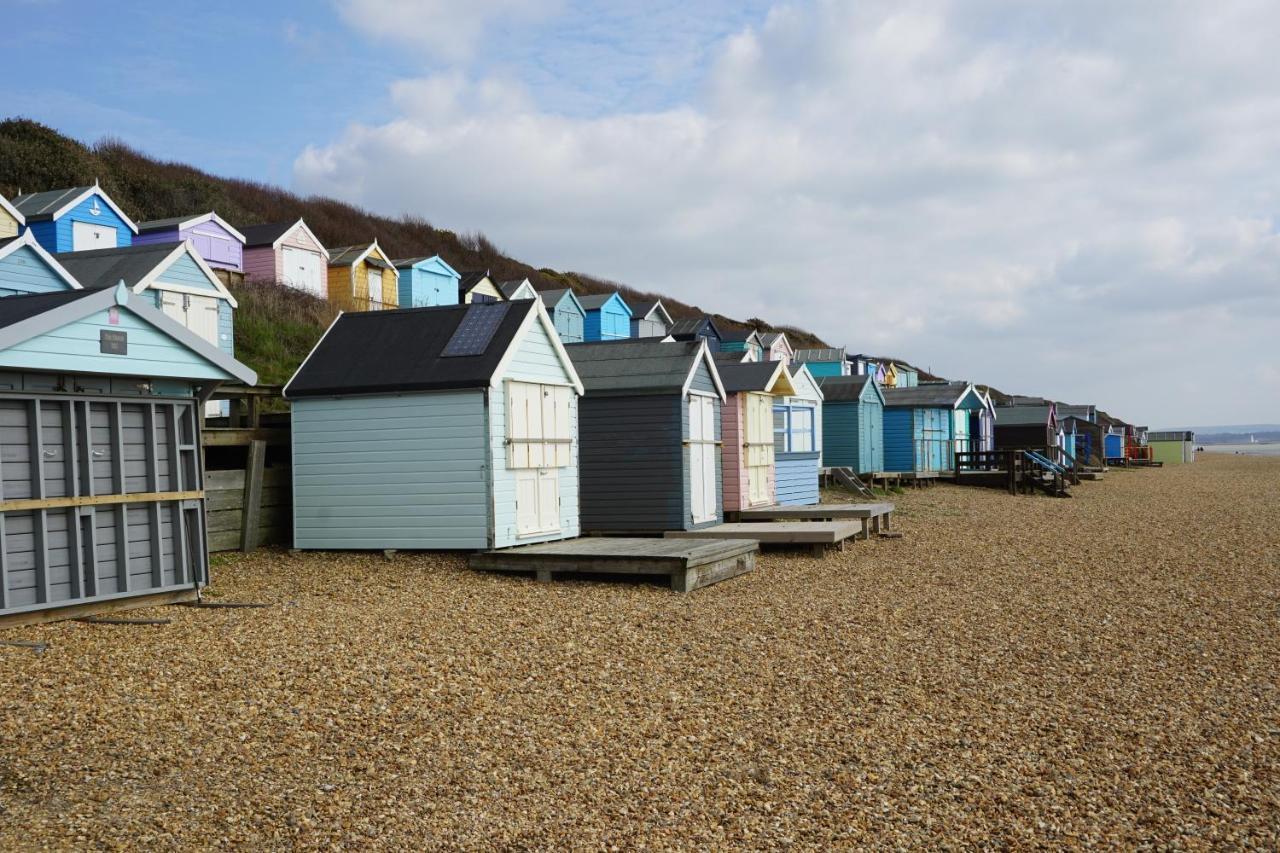 Dotty'S Retreat Villa Milford on Sea Exterior foto
