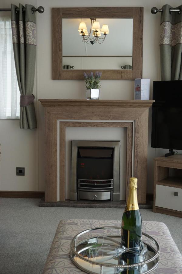 Dotty'S Retreat Villa Milford on Sea Exterior foto